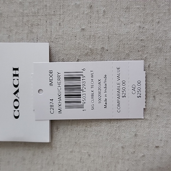 Coach Tech Wallet - Picture 4 of 4